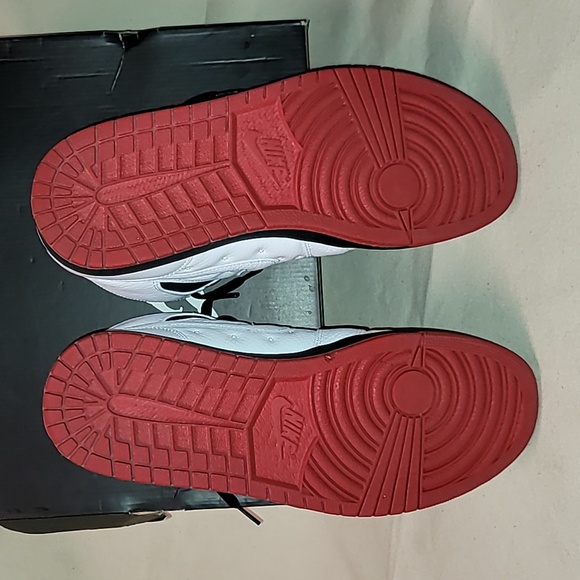 2012. Air Jordan 1 retro '97. Men's size 13. 9/10 condition. W/OG box. - Picture 13 of 16